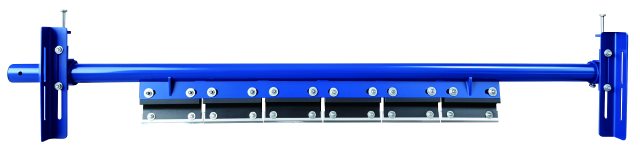 Belt cleaner with carbide blades lined up under a blue cross-bar